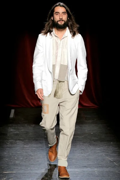 Look 20